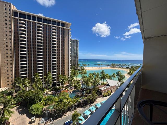 Ilikai Apt 1042 Lagoon Ocean Fireworks Vws STU 1BA