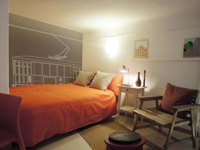 V12 Design Apartments