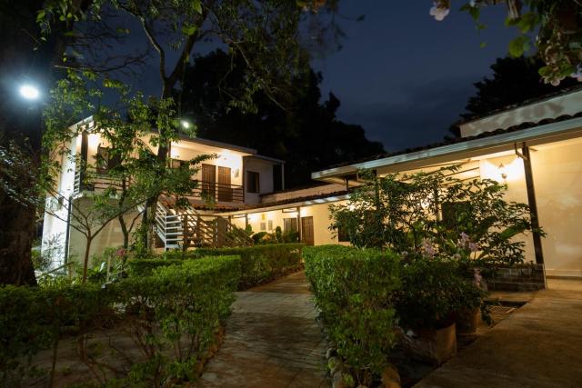 Hotel Jardin De Las Marias