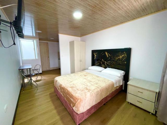 GURUS FR - Casa Querendona, cerca San Jorge y parque El Lago