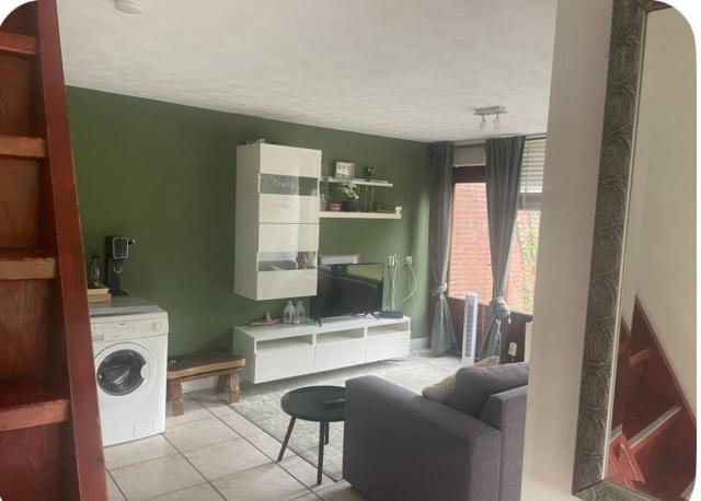4-6 persoons bungalow op park bij meer , met zwembad in hoogseizoen