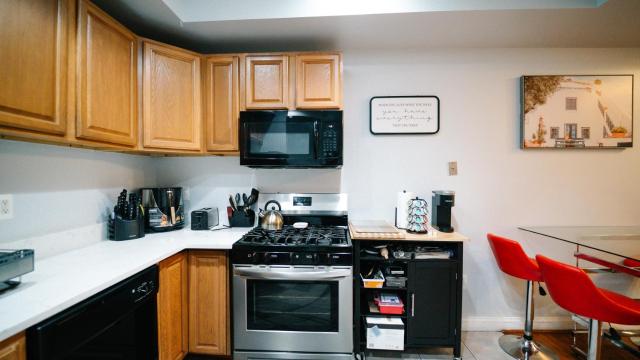Stylish 5BR DC Retreat Backyard Free Parking