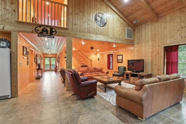 Secluded Mountain Retreat with Stunning Views home