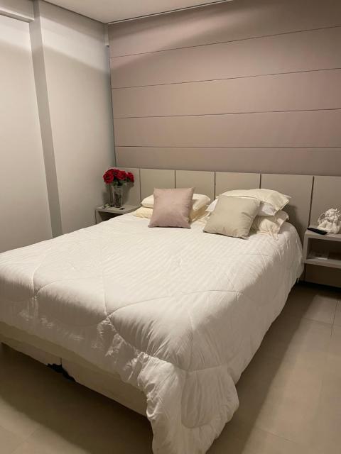 Apto 2 quartos no Hotel Premium