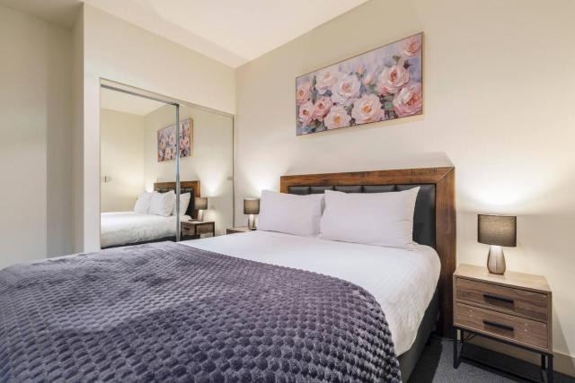 CBD Nook - Easy Living near Laneway Dining and Trams