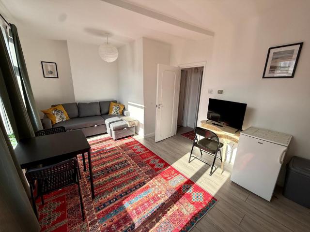 Luminous Family Flat (4 guests)