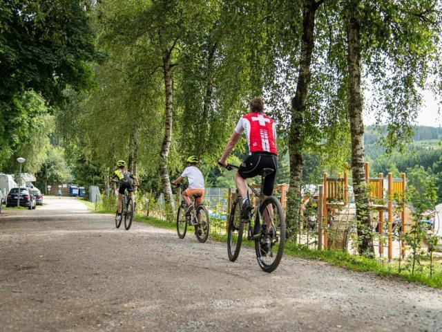 Glamping in Signy-l Abbaye