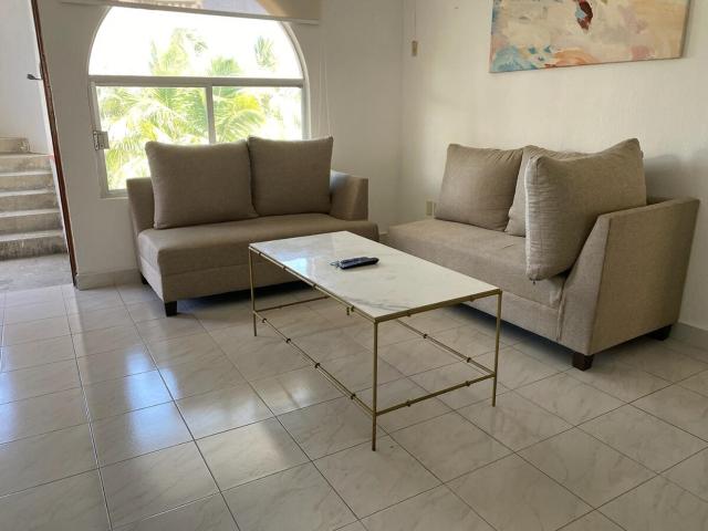 Family Apartment 2 Bedrooms Pool 2 Blocks from the Beach