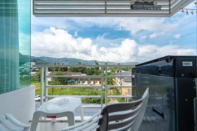 A Stylish Condo in Local Area Kathu, Phuket