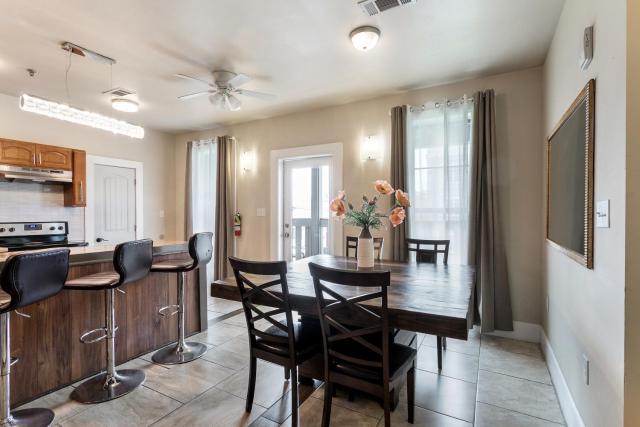 Fully-furnished 4BR Condo Near FQ