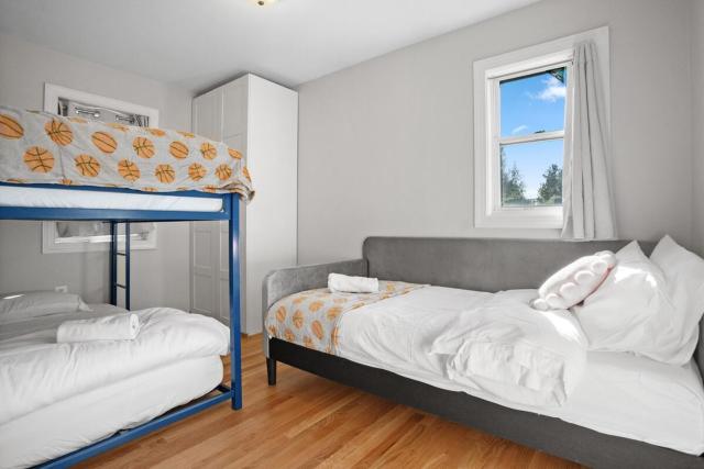 Contemporary City Getaway Luxe Comfort