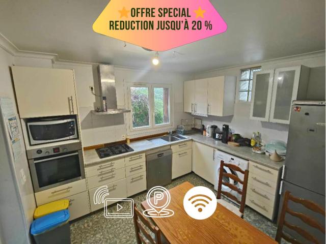 Chambre Villa Virginie Confort, Cuisine équipée, WiFi Parking jardin, Idéal couple, famille ou télétravail, Accès rapide Paris, Aéroport d'Orly