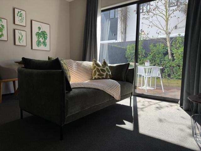 Whitewood Suites Apartment 1B