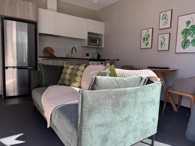Whitewood Suites Apartment 1B