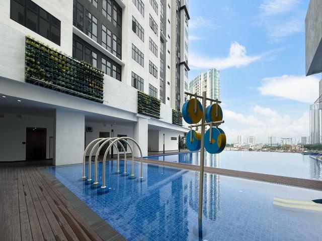 Space Residency by Avery with Cityview at JBCC #Free Parking #Walk 100m to KSL #Infinity Pool #中英文房东