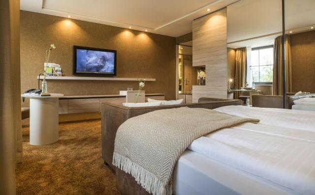 Land & Golf Hotel Stromberg
