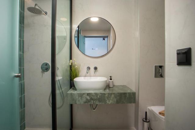 Aurora Living - Adults Only
