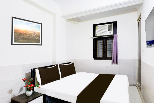 Hotel O Fazalpur