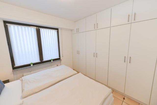 Suite 451 by Hogalux