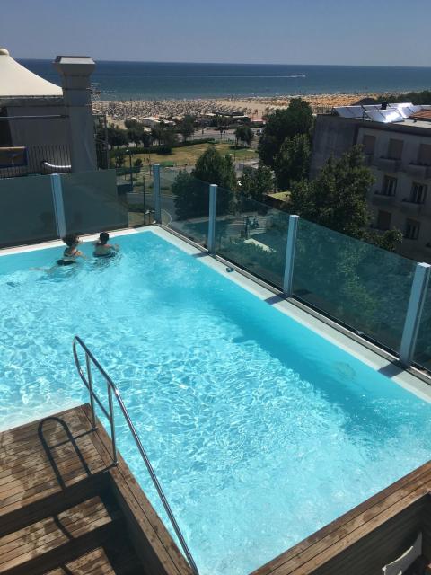 Hotel City