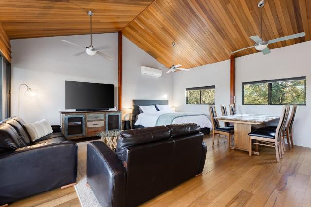 Amaroo Swan BnB Management