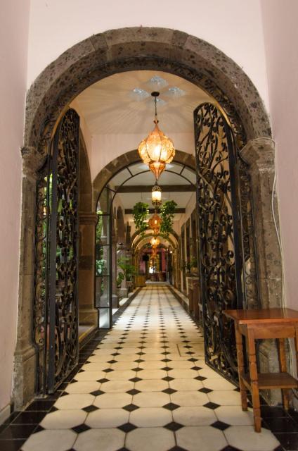 Hotel Mansión Virreyes