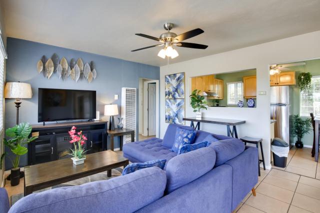 4 Mi to Dtwn San Diego: Cozy Getaway w/ Patio!