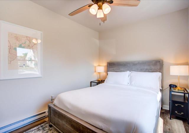 Free parking with In unit washer and dryer AC - Pets Ok