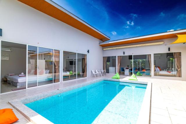 Andaman Sea Best Pool Access and Villas