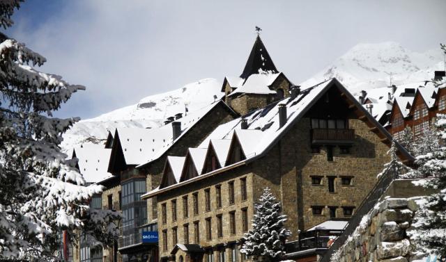 SNÖ Villa de Sallent 4