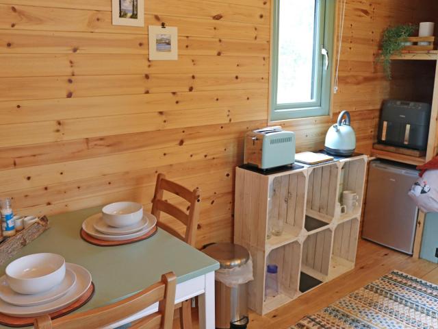 Shepherds Hut One - Uk48784