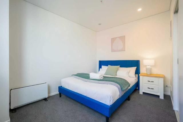 Brand New CBD Apartment with Easy Campus Access