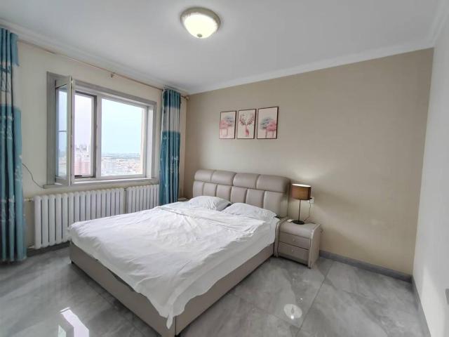 Central Avenue Apartment