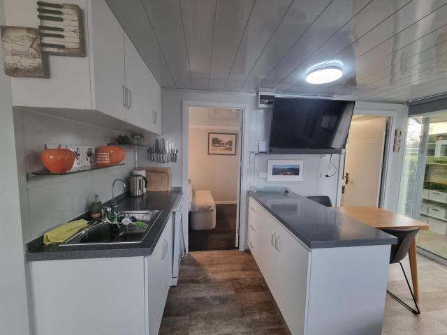 Pukeko Cottage