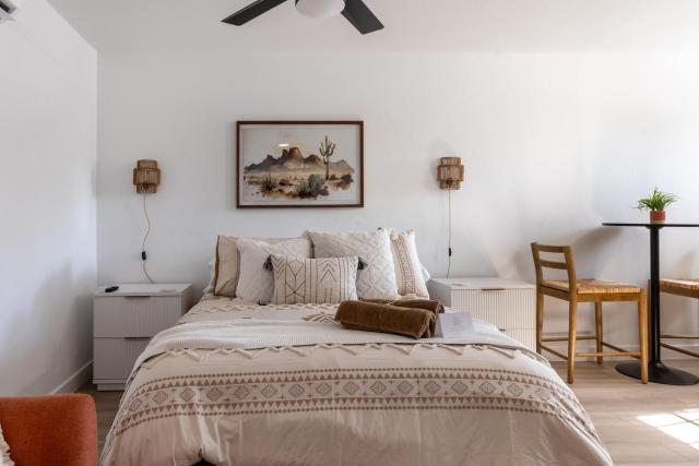Casita Calma Guesthouse Mins to DT & Airport