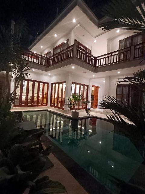 Artha Sadia Villa 2 Seseh Beach