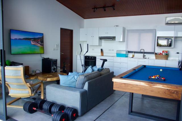 Chaweng Modern Blue Sky - Private Pool 3BD Private Pool Villa