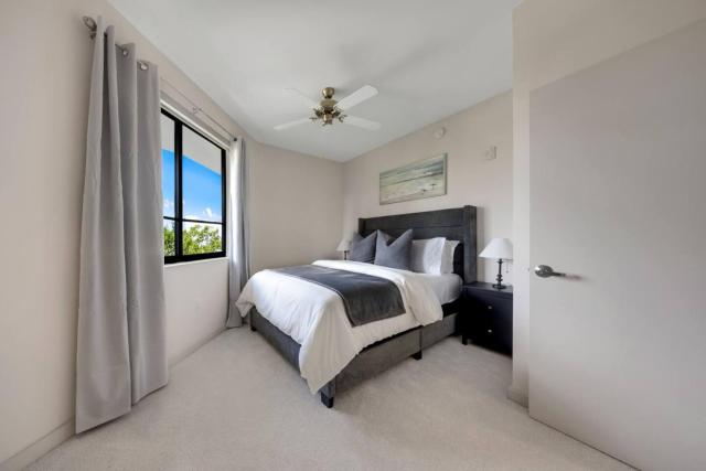 Aqua Luxe in DTWN 3 Min From Las Olas