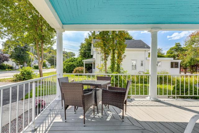 Westerly Apt Steps From Downtown + Beaches Nearby