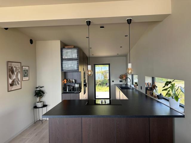 NEW! Exclusive home, 4 bedrooms, unbeatable view