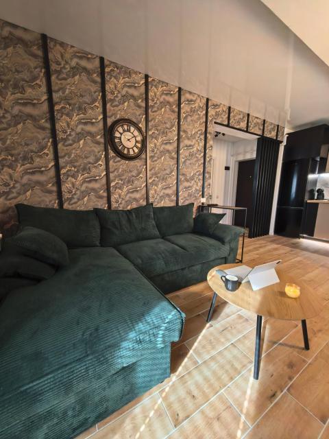 Atractiv Two Luxury
