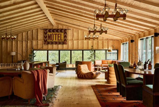 Bluebird Cady Hill Lodge