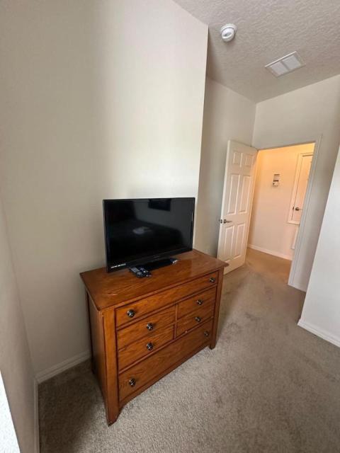 Cozy home Gated community special deals 2608