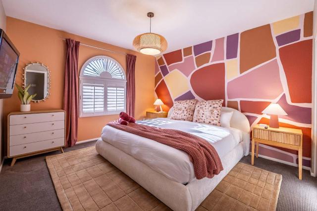 Scottsdale Lagoon With Pool Movie Theater Heated Pool Game Room Golf