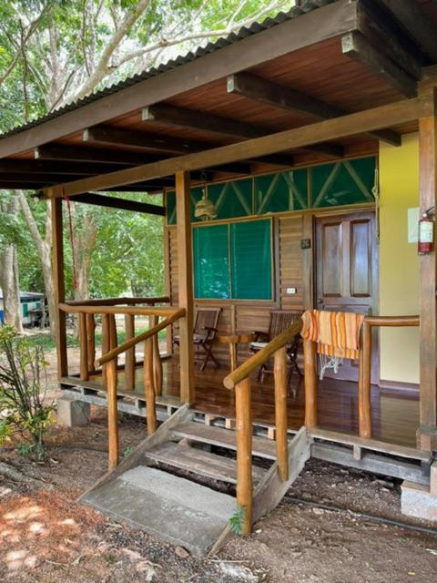 La Ensenada Lodge