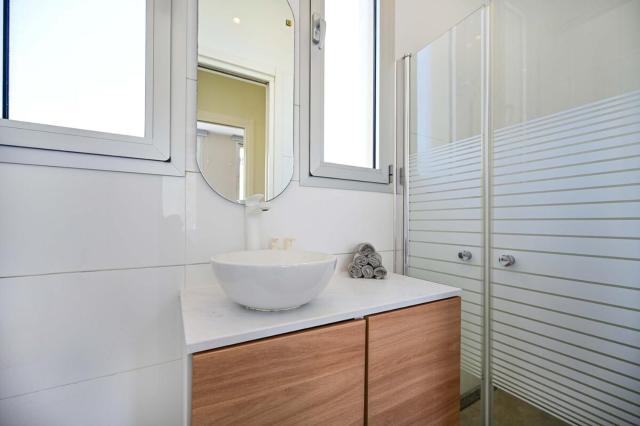 Elegant 1BR Sea View Balcony