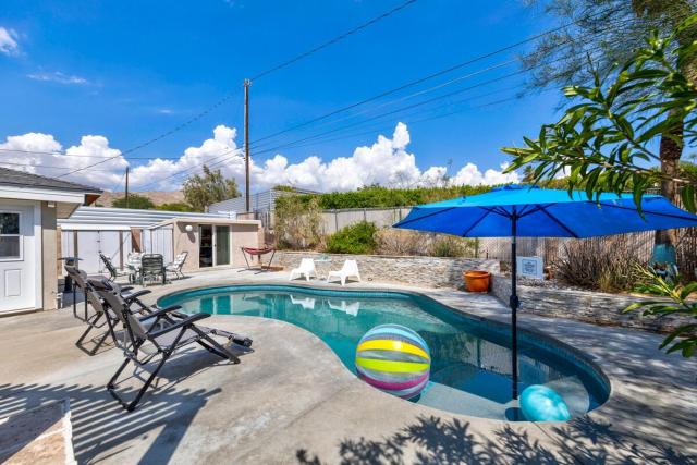 Pool and Views! Desert Hot Springs Hills House