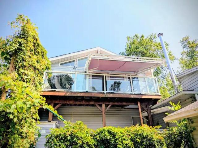Waterfront Comfy Guesthouse, PEC