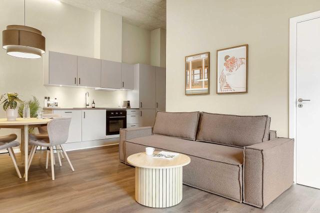 Stylish Easy-Access Ground Floor Apartment for 4