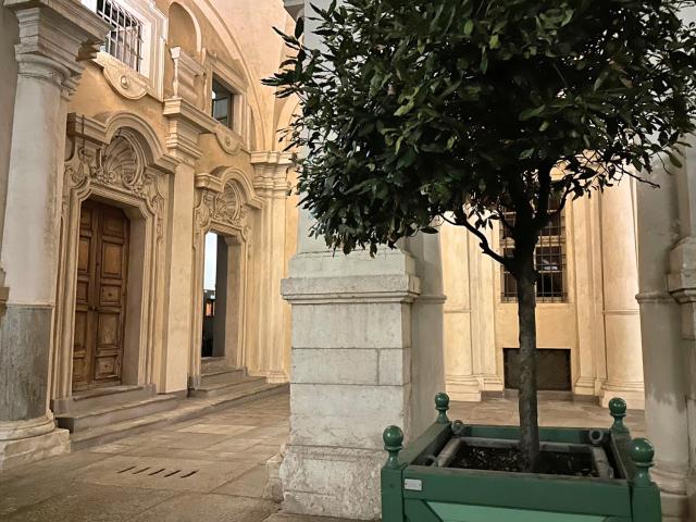 Palazzo Paesana Apartment